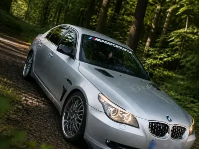 Brugt BMW 523 190 HK (139 kW) 2008 Sølv Sedan