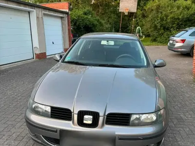 Gebraucht Seat Leon 105 PS (77 kW) 2006 Grau Kleinwagen