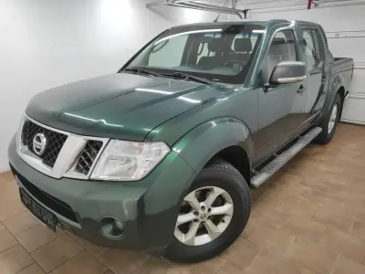 Gebraucht Nissan Navara SE 190 PS (139 kW) 2011 Green (m) Pickup
