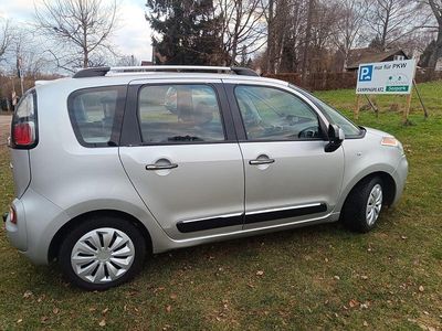 Silber Gebraucht 2010 Citroën C3 Picasso Van / Kleinbus | 4.999 €