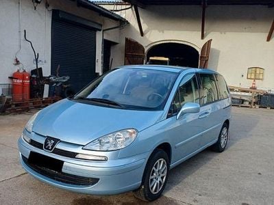 Peugeot 807