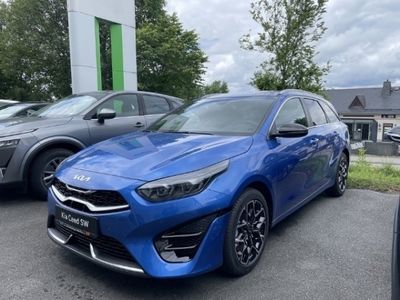 Blau Gebraucht 2024 Kia Ceed Sportswagon GT-Line Kombi | 28.990 € (Teuer)