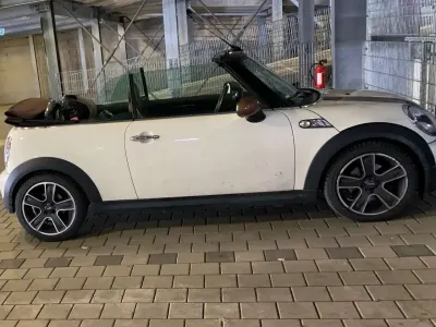 Gebraucht Mini Cooper S Cabriolet 184 PS (135 kW) 2010 Weiß Cabrio