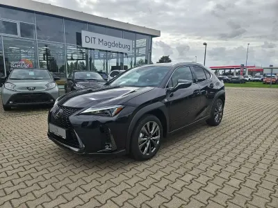 Nouă Lexus UX 300h Sport Design Packet 199 CP (146 kW) 2026 Negru SUV