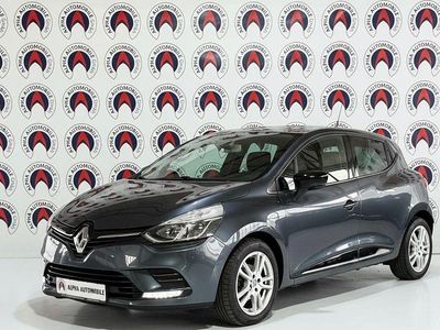 Gebraucht Renault Clio IV LIMITED 118 PS (86 kW) 2017 Grau Limousine