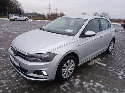 Silber Gebraucht 2021 VW Polo Comfortline Limousine | 17.450 € (Fairer Preis)