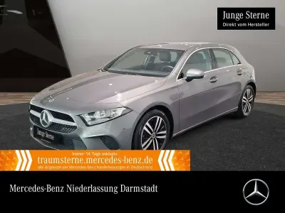 Gebraucht Mercedes A180 Progressive 136 PS (100 kW) 2022 Grau Limousine