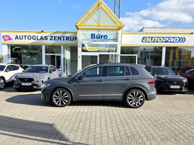 Gebraucht VW Tiguan R-line 150 PS (110 kW) 2022 Grau SUV