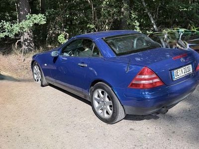 Gebraucht Mercedes SLK200 136 PS (100 kW) 1998 Blau Cabrio