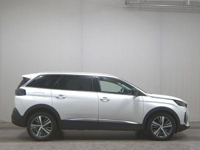 Weiss Gebraucht 2022 Peugeot 5008 Allure SUV | 18.580 € (Superpreis)