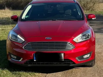 Brugt Ford Focus Titanium 125 HK (91 kW) 2015 Rød Stationcar