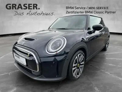 Gebraucht Mini Cooper SE 135 kW (184 PS) 2022 Mini yours enigmatic black Kleinwagen