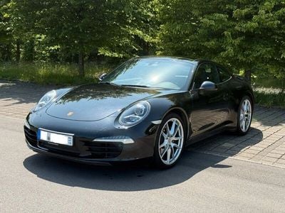 Porsche 911 Carrera