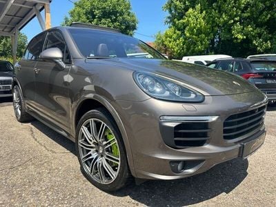 Porsche Cayenne S E-Hybrid
