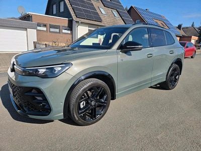 Usata VW Tiguan R 193 CV (141 kW) 2024 Verde SUV