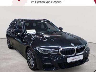 Gebraucht BMW 330 M Sport 258 PS (189 kW) 2021 Saphirschwarz metallic Kombi