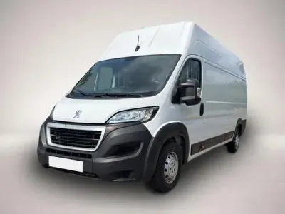 Gebraucht Peugeot Boxer Premium 165 PS (121 kW) 2022 Manufacturer Van