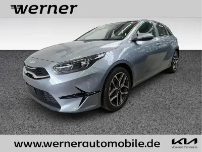 Gebraucht Kia Ceed Spirit 141 PS (103 kW) 2025 Silber Kleinwagen