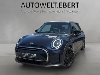 Gebraucht Mini Cooper Classic 136 PS (100 kW) 2021 Schwarz Kleinwagen
