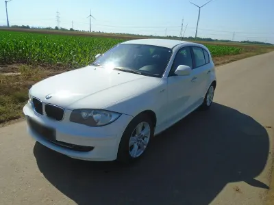 Gebraucht BMW 116 122 PS (89 kW) 2010 Weiß Kleinwagen
