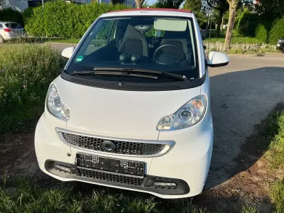 Gebraucht Smart ForTwo Cabrio Passion 71 PS (52 kW) 2013 Weiß Cabrio