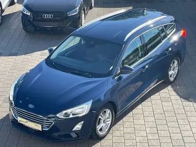 Gebraucht Ford Focus Cool & Connect 120 PS (88 kW) 2019 Blau Limousine