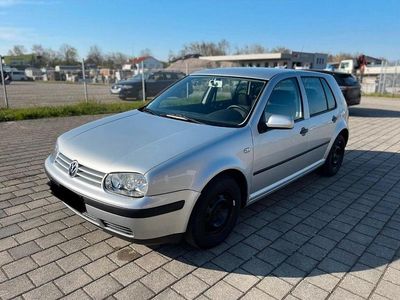 Gebraucht VW Golf IV 75 PS (55 kW) 2000 Silber Kleinwagen