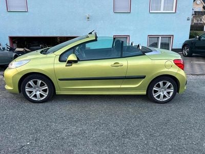 Gebraucht Peugeot 207 CC 120 PS (88 kW) 2007 Grün Cabrio