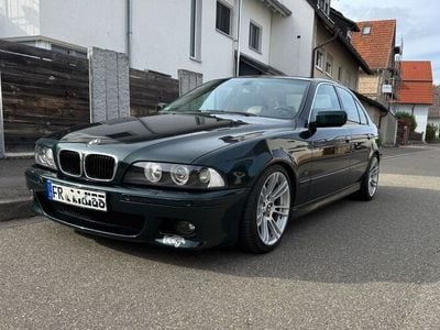 BMW 525