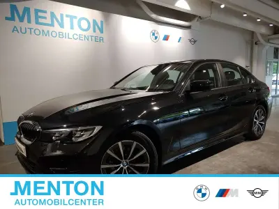 Gebraucht BMW 318 Advantage 150 PS (110 kW) 2023 Schwarz Limousine