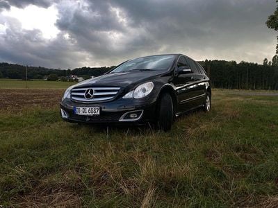 Mercedes R350