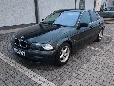 Gebraucht BMW 325 192 PS (141 kW) 2001 Schwarz Limousine