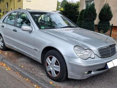 Mercedes C180