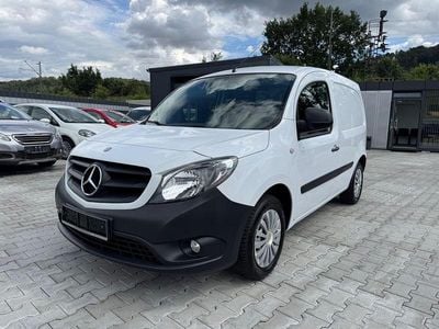 Mercedes Citan 109