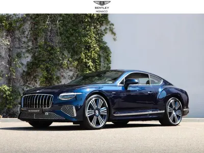 Neu Bentley Continental 680 PS (500 kW) 2026 Blau