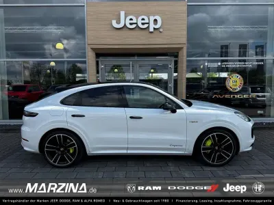Gebraucht Porsche Cayenne Coupe Platinum Edition 462 PS (339 kW) 2023 Weiß Coupé