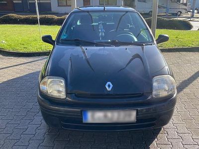Gebraucht Renault Clio II 58 PS (42 kW) 1999 Schwarz Kleinwagen