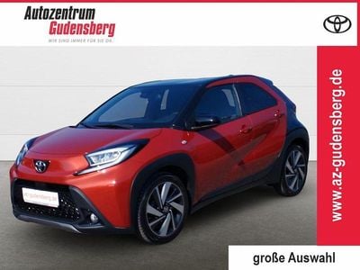 Gebraucht Toyota Aygo X X-plore 72 PS (52 kW) 2022 Rot SUV