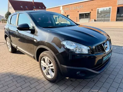 Gebraucht Nissan Qashqai Acenta 131 PS (96 kW) 2012 Schwarz SUV