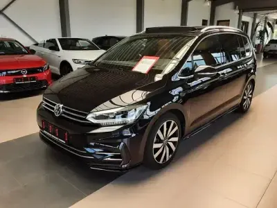 Gebraucht VW Touran Highline 150 PS (110 kW) 2018 Schwarz Van / Kleinbus