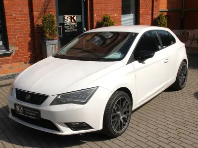 Używany Seat Leon SC Style 110 KM (80 kW) 2014 Biały Hatchback