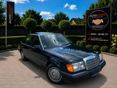 Gebraucht Mercedes 230 132 PS (97 kW) 1991 Blau Limousine