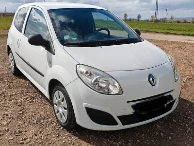 Gebraucht Renault Twingo 58 PS (42 kW) 2008 Weiß Kleinwagen