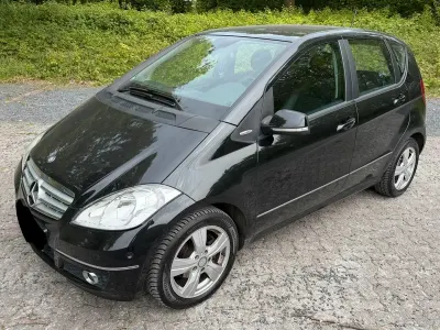 Gebraucht Mercedes A160 Avantgarde 95 PS (69 kW) 2011 Schwarz Limousine