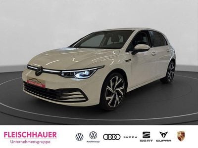 Gebraucht VW Golf VIII Style 150 PS (110 kW) 2024 Weiss Limousine