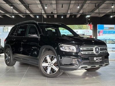 Mercedes GLB220