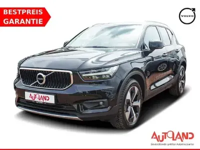 Gebraucht Volvo XC40 Momentum 163 PS (119 kW) 2021 Onyxschwarz metallic SUV