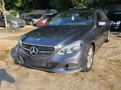 Gebraucht Mercedes E350 Avantgarde 252 PS (185 kW) 2014 Grau Limousine