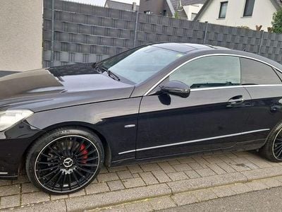 Usata Mercedes E350 292 CV (214 kW) 2009 Nero Coupé