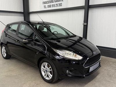 Gebraucht Ford Fiesta 65 PS (47 kW) 2016 Schwarz Kleinwagen